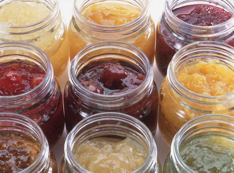 无人,横图,俯视,彩色,室内,特写,白天,白色背景,玻璃,许多,阴影,反射,影子,食品,很多,玻璃制品,食物,腌制,排列,玻璃瓶,瓶子,甜食,摄影,蜜饯,影棚,果脯,广口瓶,摆列,彩图,高角度拍摄,影棚拍摄,拍摄,布列,分列