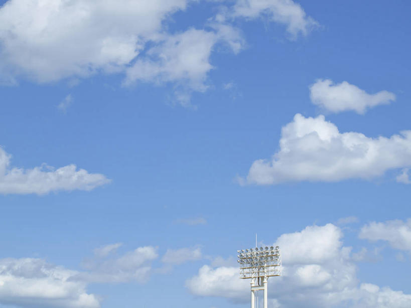 无人,横图,室外,白天,仰视,度假,美景,城市风光,城市,照明,日本,亚洲,阴影,光线,影子,景观,云,云朵,灯光,云彩,娱乐,灯,一个,蓝色,白云,蓝天,天空,阳光,灯具,天,享受,休闲,景色,放松,晴朗,单个,照亮,照明设备,东亚,日本国,晴空,彩图,低角度拍摄,泛光灯