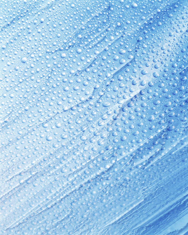 无人,竖图,室内,特写,白天,正面,水,阴影,透明,反射,液体,影子,水滴,蓝色,理智,沉静,冷色,高深,冷淡,彩图