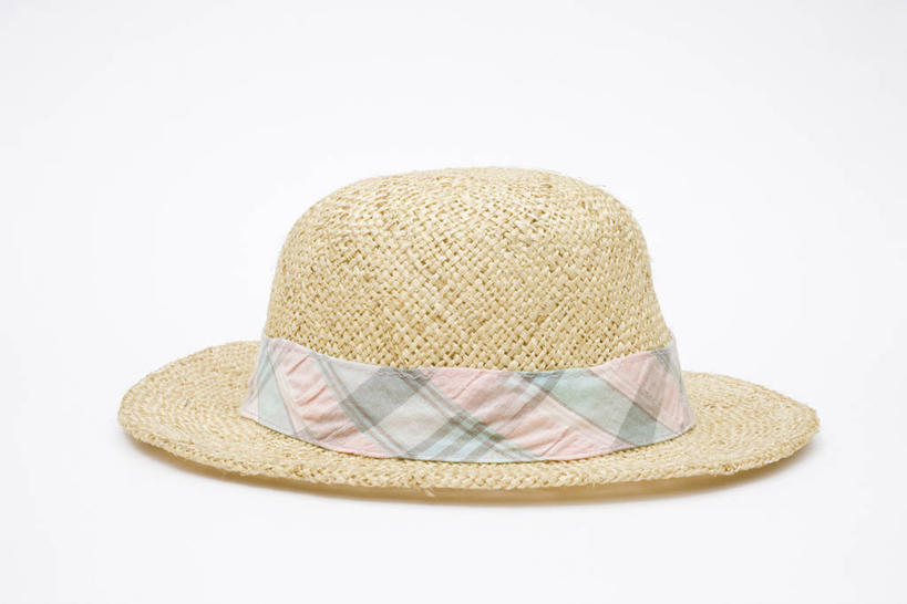 无人,横图,室内,特写,白天,白色背景,正面,静物,帽子,阴影,反射,草帽,影子,摄影,影棚,一顶,彩图,影棚拍摄,拍摄