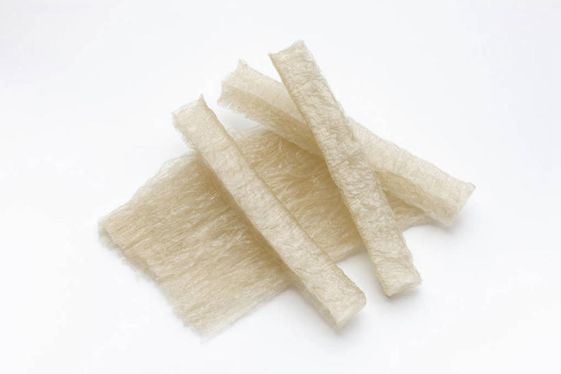 面食,面条,无人,横图,俯视,室内,特写,白天,白色背景,阴影,反射,影子,面,粉丝,摄影,影棚,冬粉,彩图,高角度拍摄,影棚拍摄,拍摄