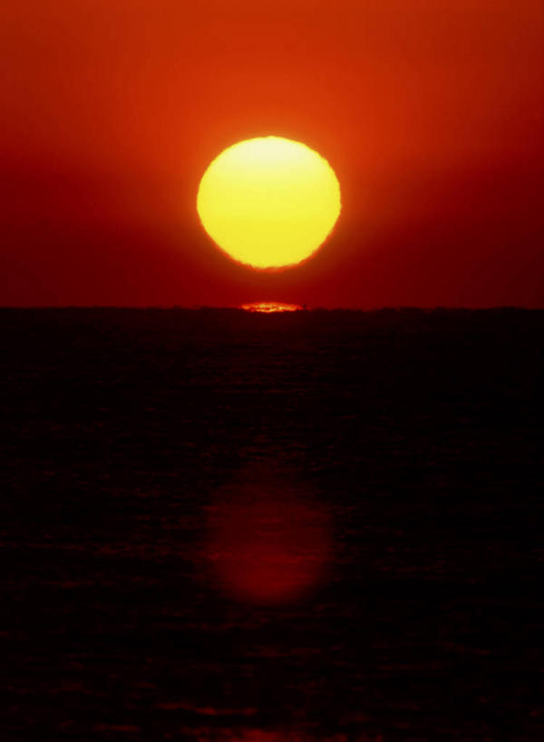 无人,竖图,室外,白天,正面,旅游,度假,日出,海浪,海洋,美景,太阳,神奈川,日本,亚洲,景观,浪花,水平线,辽阔,朝霞,晨曦,海平线,黎明,神奈川县,娱乐,阳光,自然,海水,享受,休闲,广阔,景色,放松,一望无际,自然风光,海景,东亚,本州,关东地方,本州岛,日本国,无边无际,一马平川,大海,风浪,海,海水的波动,近岸浪,涌浪,朝阳,彩图,卯时,破晓,日始,水天相接,水天一线,小田原,小田原市