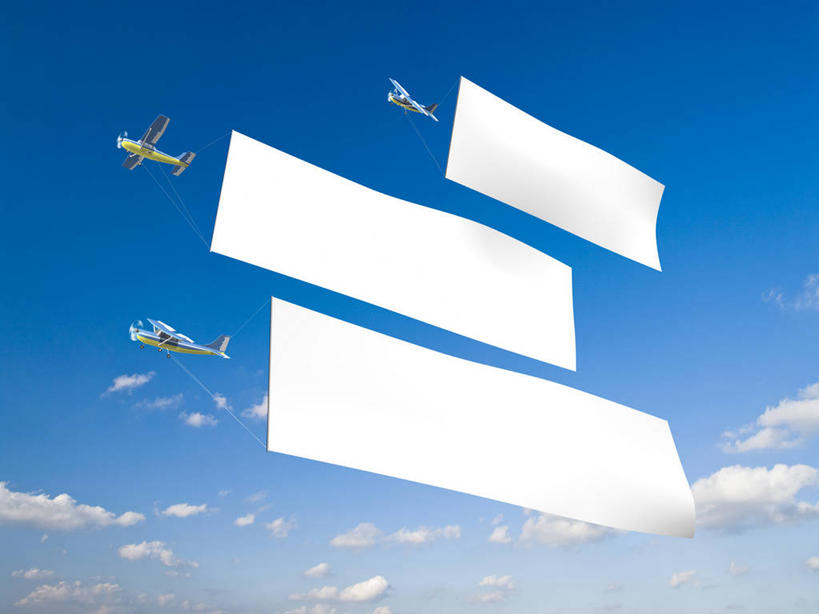 无人,横图,室外,白天,正面,数码,科技,飞机,指示牌,飞翔,阴影,飞行,网络,标志,云,云朵,横幅,交通,高光,几何,计算机图形,翱翔,合成,云彩,航空,标识,飞,蓝色,白云,蓝天,天空,交通工具,天,运输,晴朗,电脑合成图,数码合成图,合成图,载具,三架,写实,具体,具象,双翼机,晴空,彩图