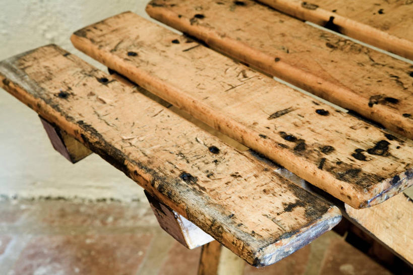 无人,横图,俯视,室内,特写,白天,静物,椅子,纹路,木制,纹理,座椅,木制品,肮脏,邋遢,折叠椅,肌理,龌龊,污秽,彩图,高角度拍摄