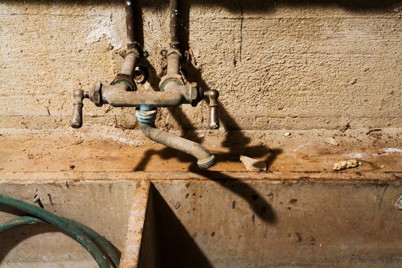 无人,横图,室内,特写,白天,正面,零件,电路,静物,关闭,阴影,反射,蜘蛛网,网,影子,开关,按钮,打开,蜘蛛丝,开启,蛛网,闭合,捕杀,猎取,蛛丝,彩图