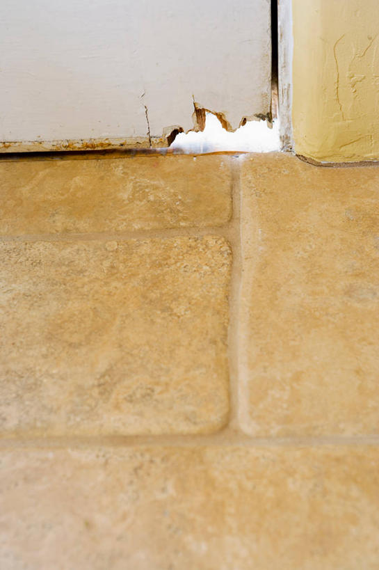 无人,竖图,室内,特写,白天,正面,建材,建筑,静物,阴影,反射,材料,瓷砖,影子,墙,洞,墙砖,墙壁,墙面,建造,洞穴,穴,彩图,墙面砖