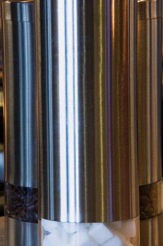 无人,竖图,室内,特写,白天,正面,静物,金属制品,阴影,不锈钢,反射,金属,罐子,影子,一个,瓶子,单个,防锈,彩图,不锈耐酸钢