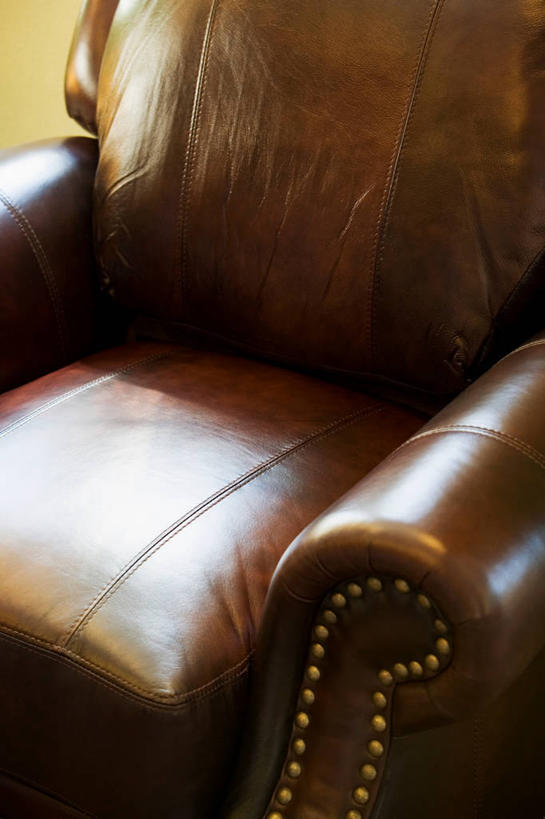 无人,客厅,竖图,俯视,室内,特写,白天,沙发,静物,阴影,反射,影子,起居室,客堂,彩图,高角度拍摄,皮沙发