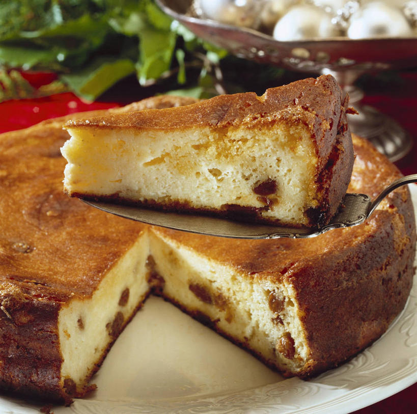 点心,奶酪,无人,横图,俯视,室内,特写,白天,下午茶,餐桌,桌子,葡萄,餐具,切开,阴影,朦胧,模糊,反射,碟子,盘,影子,干酪,起司,食品,芝士,营养,食物,糕点,一个,盘子,碟,切,乳酪,葡萄干,摄影,影棚,单个,餐台,乳制品,发酵,剖面,切面,乌珠木,山葫芦,蒲桃,草龙珠,彩图,高角度拍摄,影棚拍摄,拍摄,蛋糕