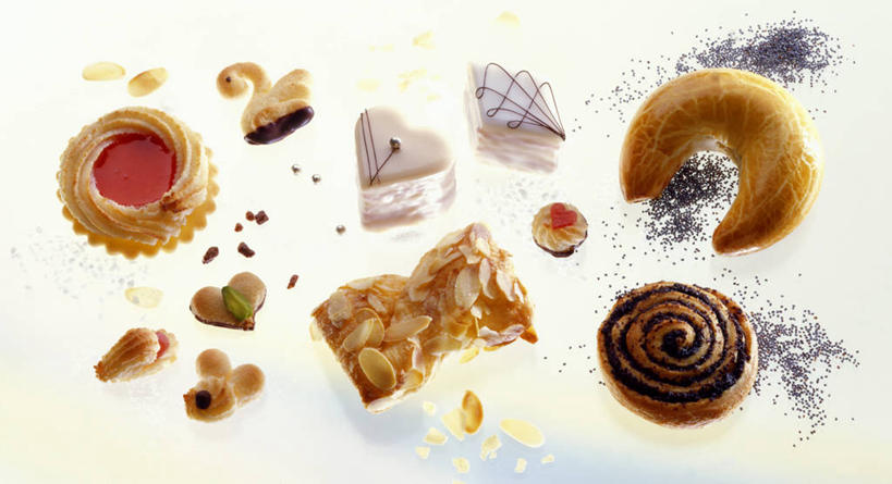 点心,奶酪,无人,横图,俯视,室内,特写,白天,爱情,阴影,黄色背景,爱心,反射,影子,干酪,起司,食品,糖,糖果,甜点,甜品,芝士,曲奇,浪漫,营养,食物,饼干,甜食,零食,巧克力,温暖,温馨,心形,乳酪,恩爱,摄影,影棚,朱古力,和睦,乳制品,发酵,曲奇饼,曲奇饼干,心型,彩图,高角度拍摄,影棚拍摄,拍摄,融洽