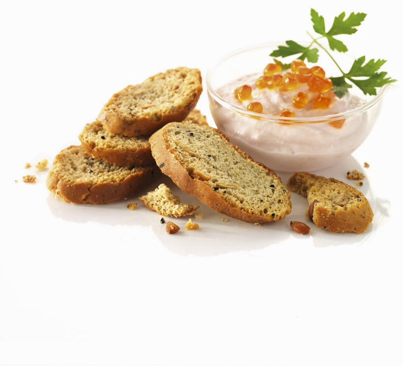 点心,面包,无人,横图,俯视,室内,特写,白天,白色背景,餐桌,桌子,芹菜,蔬菜,玻璃,一堆,许多,阴影,堆叠,堆积,反射,影子,调料,酱料,酱汁,佐料,食品,面点,调味品,调味料,酱,玻璃制品,食物,糕点,一个,容器,碗,摄影,荷兰芹,欧芹,香芹,影棚,单个,餐台,储藏,堆,储存,法香,巴西利,洋香菜,洋芫荽,法国香菜,旱芹菜,番荽,彩图,高角度拍摄,影棚拍摄,拍摄,贮存