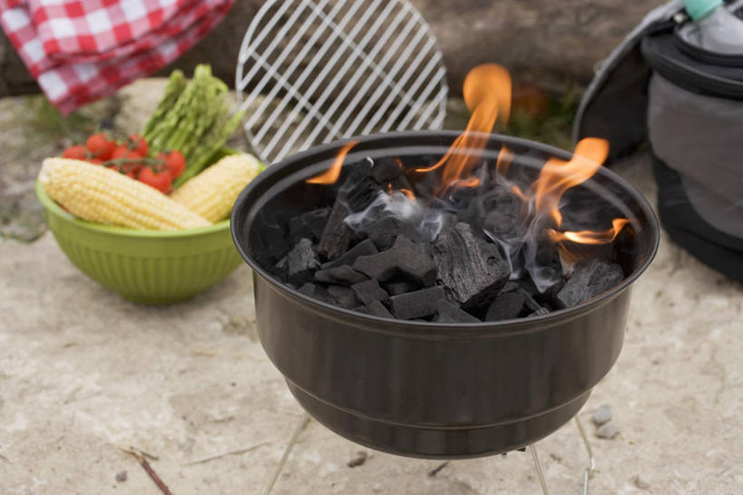 无人,横图,俯视,室外,特写,白天,烹饪,热情,玉米,萝卜,蔬菜,厨具,火,金属制品,许多,新鲜,金属,棒子,布料,锅子,火焰,陶瓷,玉蜀黍,食品,陶瓷制品,燃烧,布纹,锅,桌布,食物,餐巾,容器,台布,碗,有机食品,绿色食品,水萝卜,锅具,储藏,苞米,储存,苞芦,烹饪用具,苞谷,包谷,大蜀黍,番麦,薏米包,玉高粱,玉麦,珍珠米,烹调用具,烹调,彩图,高角度拍摄,贮存