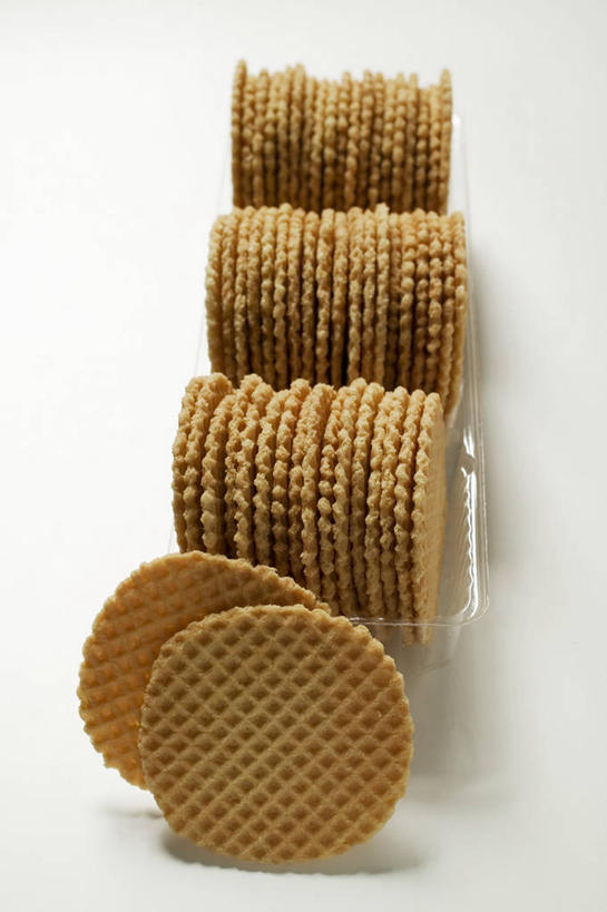 点心,无人,竖图,俯视,室内,特写,白天,白色背景,许多,阴影,反射,影子,塑料,食品,盒子,食物,排列,容器,塑料制品,饼干,零食,摄影,影棚,储藏,储存,摆列,彩图,高角度拍摄,影棚拍摄,拍摄,布列,分列,贮存