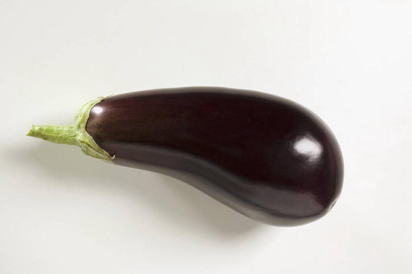 无人,横图,俯视,室内,特写,白天,白色背景,桌面,桌子,茄子,蔬菜,阴影,新鲜,反射,木制,影子,食品,食物,一个,紫色,木制品,摄影,有机食品,绿色食品,影棚,单个,落苏,酪酥,昆仑瓜,矮瓜,彩图,高角度拍摄,影棚拍摄,拍摄