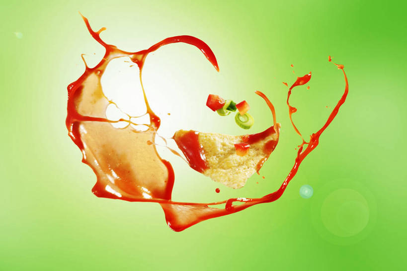 点心,无人,横图,室内,特写,白天,正面,水,绿色背景,阴影,飞溅,溅,反射,液体,影子,水滴,调料,酱料,酱汁,茄汁,佐料,食品,调味品,调味料,文化,番茄酱,酱,饼,小吃,水珠,食物,糕点,甜食,摄影,影棚,喷洒,玉米饼,彩图,影棚拍摄,拍摄