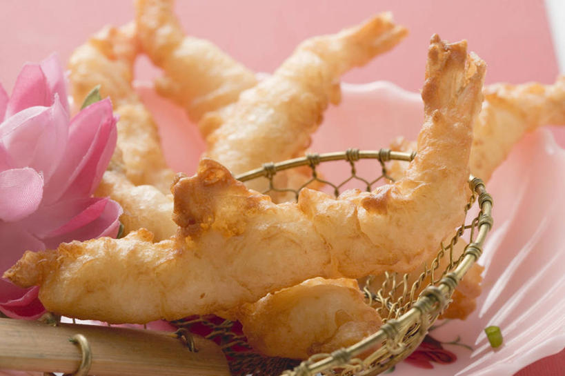 海鲜,无人,横图,俯视,室内,特写,白天,烹饪,餐桌,桌子,阴影,反射,影子,陶瓷,天妇罗,虾,日本料理,料理,食品,陶瓷制品,水产,菜肴,美食,大虾,海洋生物,食物,一个,容器,碗,日式料理,日式,佳肴,对虾,单个,餐台,储藏,储存,水生动物,海产品,水生物,海底动物,斑节虾,天麸罗,东方对虾,中国对虾,彩图,高角度拍摄,贮存