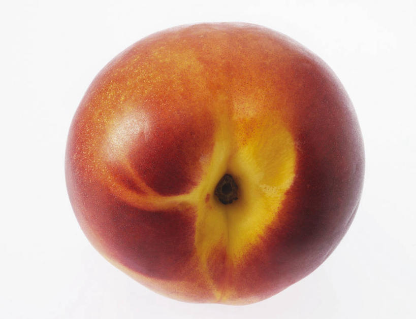 无人,横图,俯视,室内,特写,白天,白色背景,餐桌,桌子,桃子,水果,阴影,新鲜,反射,影子,生食,食品,果实,油桃,食物,一个,红色,摄影,有机食品,绿色食品,影棚,单个,餐台,肺果,李光桃,彩图,高角度拍摄,影棚拍摄,拍摄