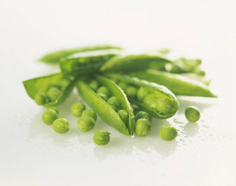 无人,横图,俯视,室内,特写,白天,白色背景,植物,桌面,桌子,蔬菜,阴影,新鲜,反射,木制,影子,豆类,豆子,豌豆,食品,荷兰豆,食物,绿色,木制品,摄影,有机食品,绿色食品,影棚,雪豆,豆科,寒豆,毕豆,麻累,国豆,小寒豆,麦豌豆,彩图,高角度拍摄,影棚拍摄,拍摄