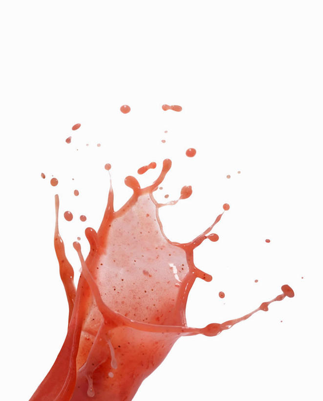 果汁,无人,竖图,室内,特写,白天,白色背景,正面,水,阴影,飞溅,溅,反射,液体,影子,水滴,饮品,水珠,饮料,红色,摄影,影棚,可口,喷洒,适口,彩图,影棚拍摄,拍摄