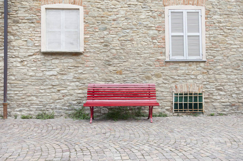 无人,家,横图,室外,白天,正面,度假,建材,美景,窗户,城市风光,城市,建筑,椅子,意大利,欧洲,材料,砖,砖块,百叶窗,房屋,屋子,景观,娱乐,楼房,住宅,红色,享受,休闲,砖头,景色,放松,建造,南欧,意大利共和国,皮埃蒙特大区,皮埃蒙特,石料,彩图,房子,砌墙砖