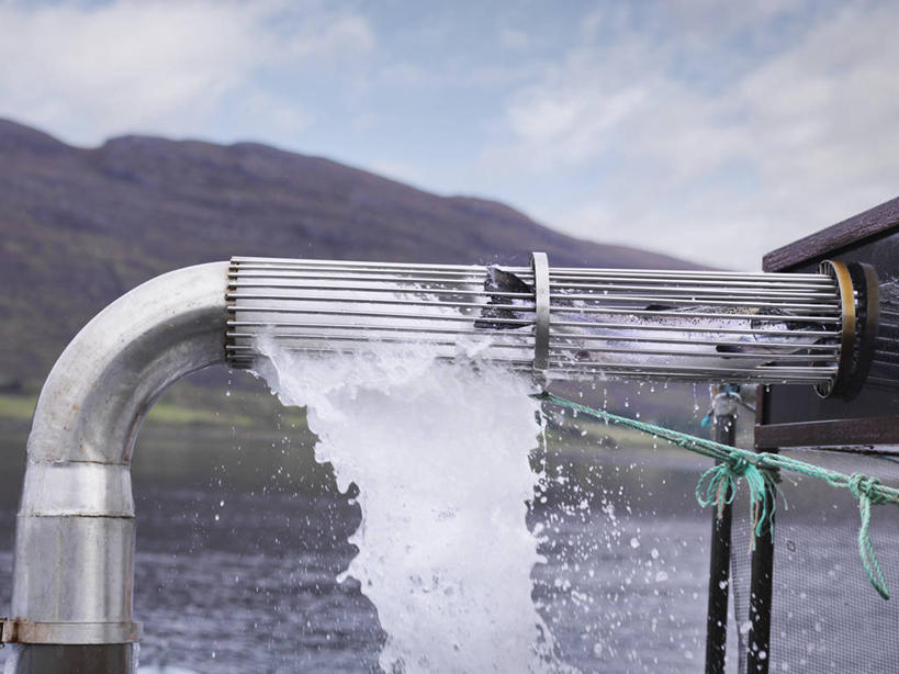 无人,横图,室外,白天,正面,旅游,度假,海浪,海洋,美景,山,山脉,水,瑞典,欧洲,阴影,飞溅,溅,光线,液体,影子,景观,浪花,山峰,水滴,云,云朵,山峦,云彩,娱乐,水珠,蓝色,白云,蓝天,天空,阳光,自然,海水,群山,天,享受,休闲,景色,放松,晴朗,斯堪的纳维亚,喷洒,自然风光,北欧,斯堪的那维亚,斯堪的那维亚半岛,斯堪的纳维亚半岛,海景,首府,瑞典王国,西曼兰省,韦斯特罗斯,大海,风浪,海,海水的波动,近岸浪,涌浪,晴空,彩图