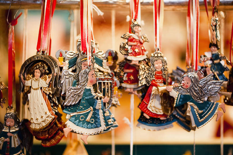 无人,横图,室内,特写,白天,正面,静物,圣诞节,许多,天使,吊挂,悬挂,节日,朦胧,模糊,庆祝,翅膀,很多,挂,文化,装饰品,饰品,首饰,庆典,纪念,吊坠,神圣,善良,信徒,使者,圣洁,彩图