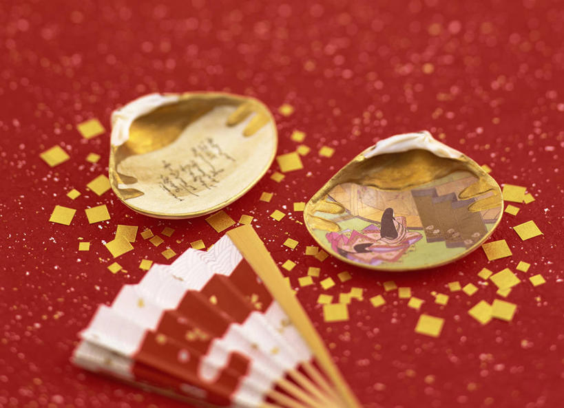 无人,横图,俯视,彩色,室内,特写,白天,静物,一把,阴影,朦胧,模糊,装饰,反射,扇子,影子,折扇,纸扇,纸屑,清凉,凉爽,文化,五颜六色,华丽,修饰,碎纸,点缀,五彩缤纷,碎纸条,衬托,美观,雅致,雅观,撒扇,绚烂,五彩纸屑,彩图,高角度拍摄,传统文化