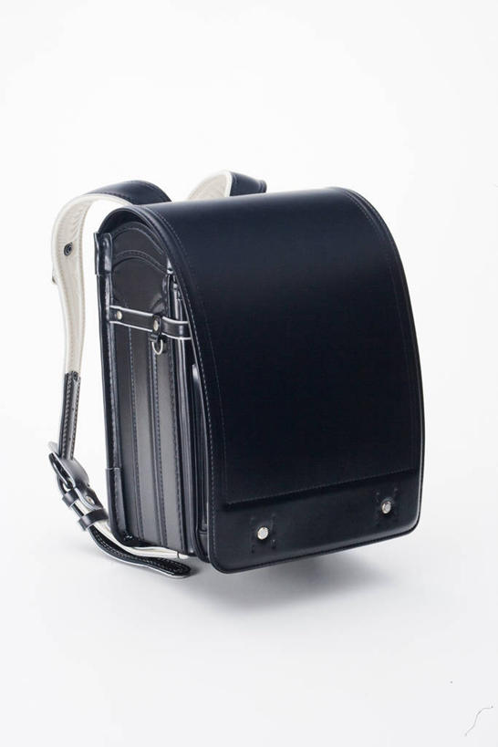 无人,竖图,室内,特写,白天,白色背景,正面,静物,阴影,反射,包,书包,影子,一个,黑色,背包,摄影,影棚,单个,彩图,影棚拍摄,拍摄,双肩包