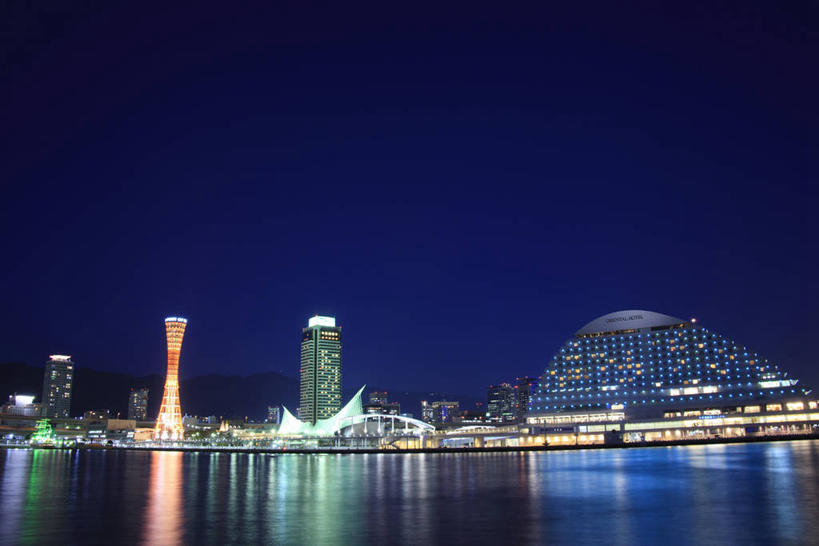 无人,高楼大厦,码头,横图,室外,夜晚,仰视,度假,美景,城市风光,标志建筑,城市,大桥,大厦,地标,港口,建筑,摩天大楼,桥梁,夜景,日本,亚洲,阴影,光线,影子,景观,建筑群,斜拉桥,桥,灯光,娱乐,建设,享受,休闲,景色,放松,东亚,观光塔,游艇码头,本州,本州岛,日本国,近畿地方,近畿,兵库,兵库县,神户,神户港,神户港口塔,神户市,神戸,县厅,神戸市,斜张桥,彩图,低角度拍摄,摆渡口,埠头,大楼,渡口,渡头,港湾,高层建筑,高楼,海港,口岸,摩天楼,神户港塔