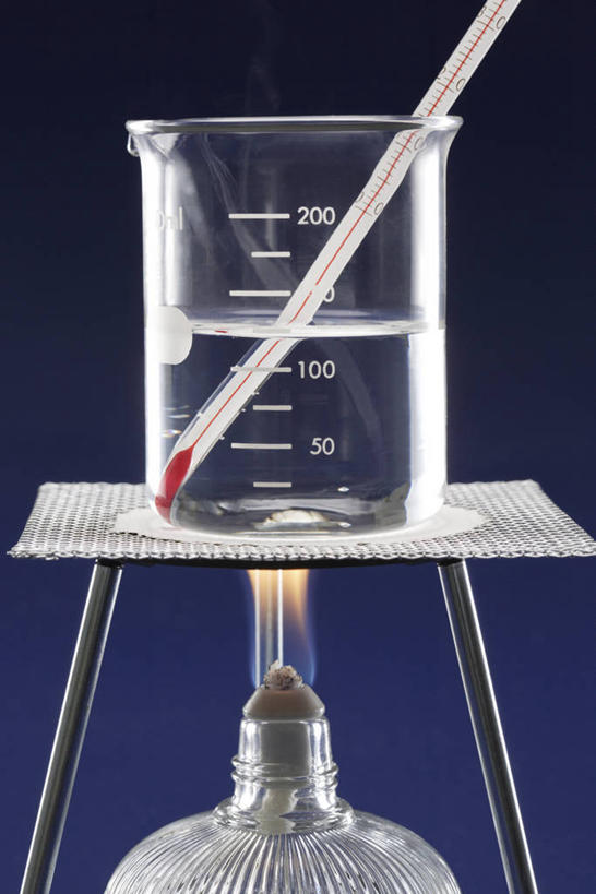 无人,竖图,室内,白天,正面,热情,实验,仪器,生活用品,火,蓝色背景,研究,透明,分析,化学,测量,测试,标志,火焰,酒精灯,器材,烧杯,试管,数字,温度计,文字,字符,刻度,天气,燃烧,标识,玻璃制品,器皿,摄影,阿拉伯数字,影棚,快速,温度,准确,酒精,气候,精度,精准,水银温度计,物理,玻璃仪器,试验耗材,实验用品,水银柱,缩口,玻璃温度计,灯壶,灯帽,灯体,灯芯管,彩图,影棚拍摄,拍摄