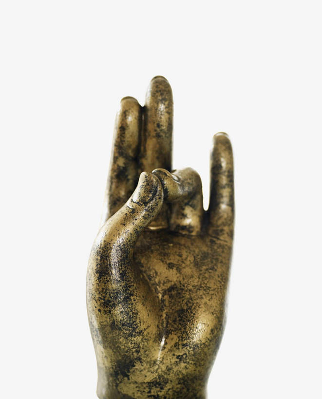 手,无名指,小指,无人,竖图,室内,特写,白天,白色背景,正面,静物,雕塑,阴影,艺术,装饰,反射,雕刻,雕像,影子,工艺品,手势,手部,摄影,影棚,兰花指,纪念,单手,美术,食指,主题,陈列,一尊,功能,美学,君子指,彩图,影棚拍摄,拍摄