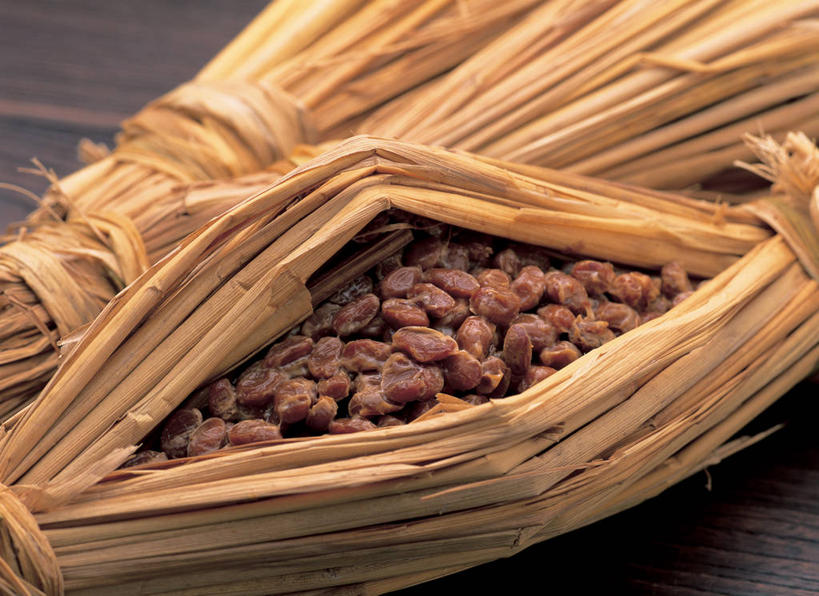 无人,横图,俯视,室内,特写,白天,烹饪,大豆,蔬菜,阴影,新鲜,反射,影子,日本料理,料理,食品,稻草,菜肴,美食,饮食,食物,日式料理,健康,日式,佳肴,有机食品,绿色食品,纳豆,豆制品,发酵,酱豆,彩图,高角度拍摄