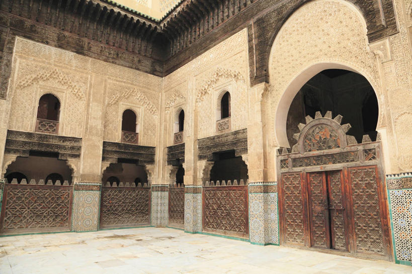 无人,学校,教学楼,横图,室外,白天,仰视,旅游,度假,石头,标志建筑,地标,建筑,非洲,摩洛哥,石子,墙,娱乐,建设,校园,墙壁,墙面,享受,休闲,教室,旅游胜地,放松,阿非利加洲,摩洛哥王国,菲斯,石块,彩图,低角度拍摄,教学大楼