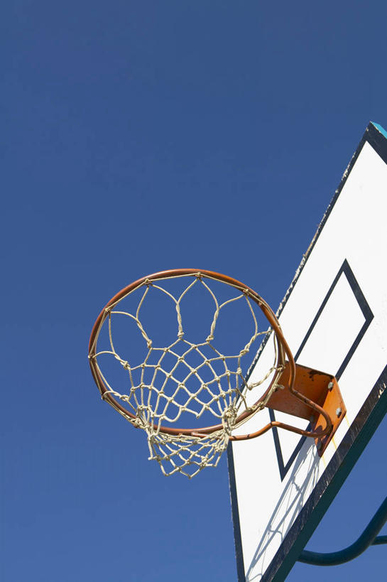 无人,竖图,室外,特写,白天,仰视,阴影,光线,篮球框,影子,一个,蓝色,蓝天,天空,阳光,天,篮球网,晴朗,单个,万里无云,篮球板,晴空,晴空万里,彩图,低角度拍摄