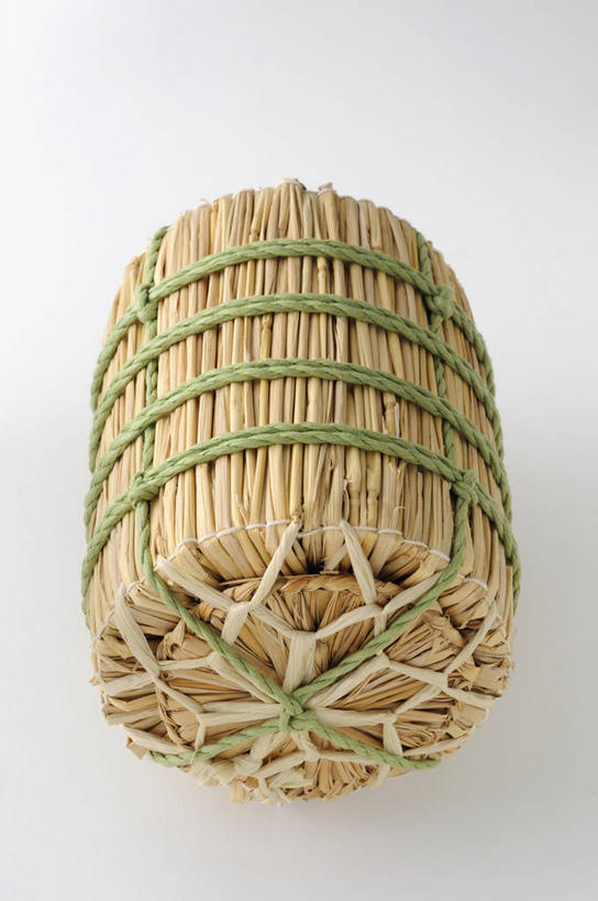 无人,竖图,俯视,室内,特写,白天,静物,袋子,阴影,灰色背景,反射,影子,麻袋,一个,容器,摄影,影棚,单个,储藏,储存,彩图,高角度拍摄,影棚拍摄,拍摄,贮存