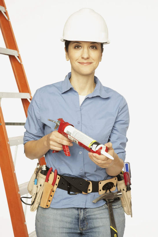 西方人,一个人,建筑工人,站,攀登,竖图,室内,白天,白色背景,正面,工作服,制服,帽子,金属制品,欧洲,欧洲人,仅一个年轻女性,仅一个女性,仅一个人,连接,敲打,握,组合,金属,锤子,工具,榔头,梯子,头盔,阶梯,拿,拿着,注视,设备,工人,蓝色,白色,安全帽,观察,看,站着,爬,握着,摄影,影棚,观看,上升,螺丝刀,起子,链接,五金,察看,变形,紧固,关注,密封,拼接,矫正,拼凑,装置,塑形,人字梯,拼合,凑集,聚合,撮合,链结,牢固,改锥,登高,工作制服,填缝枪,年轻女性,女人,女性,白种人,建筑工,攀爬,站立,半身,彩图,影棚拍摄,工作套服,拍摄