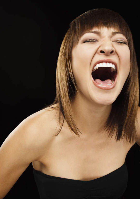 东方人,一个人,闭眼,竖图,室内,白天,正面,裙子,亚洲,仅一个年轻女性,仅一个女性,仅一个人,阴影,黑色背景,连衣裙,反射,影子,大喊,黄种人,黑色,抹胸,张嘴,摄影,影棚,大叫,张大嘴巴,抹胸裙,大呼,年轻女性,女人,女性,亚洲人,张开嘴,闭眼睛,闭着眼,闭着眼睛,半身,彩图,影棚拍摄,拍摄