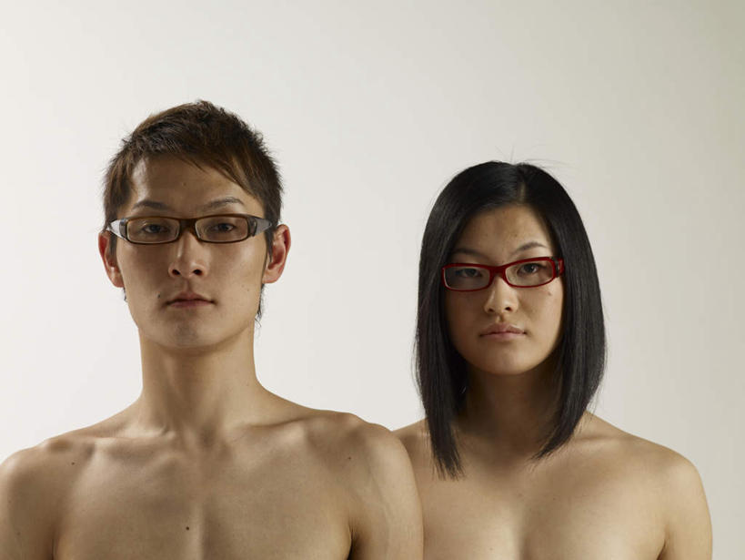 东方人,脸,头,脸颊,头发,两个人,站,横图,室内,特写,白天,白色背景,正面,爱情,亚洲,眼镜,棕色,浪漫,注视,黄种人,裸露,肩膀,黑色,观察,看,站着,温暖,温馨,恩爱,恋人,摄影,影棚,观看,和睦,察看,关注,裸,近视眼镜,两副,男人,男性,年轻男性,年轻女性,女人,女性,亚洲人,头部,直发,脸部,脸蛋,面部,情侣,站立,半身,彩图,影棚拍摄,拍摄,伴侣,融洽,短发