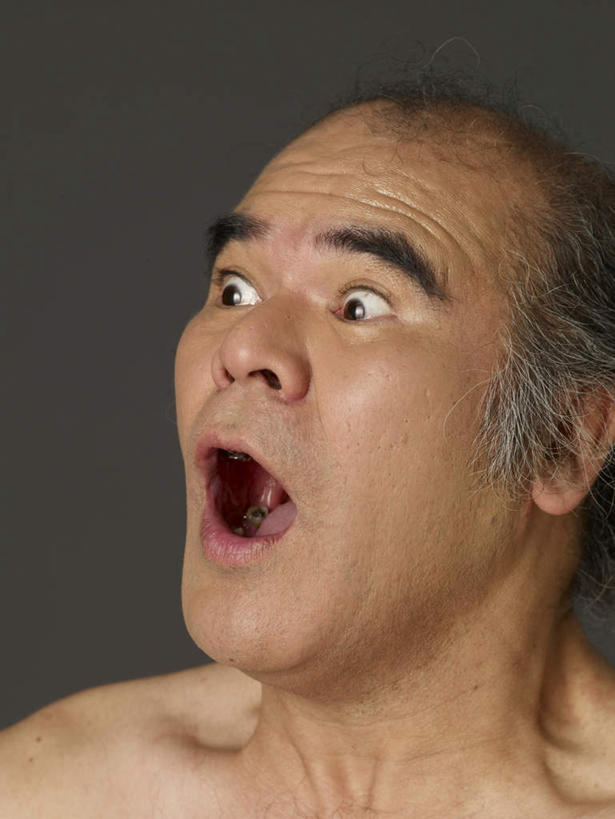 东方人,一个人,竖图,室内,白天,白色背景,正面,亚洲,仅一个男性,仅一个人,仅一个中年男性,黄种人,摄影,影棚,男人,男性,中年男性,亚洲人,半身,彩图,影棚拍摄,拍摄