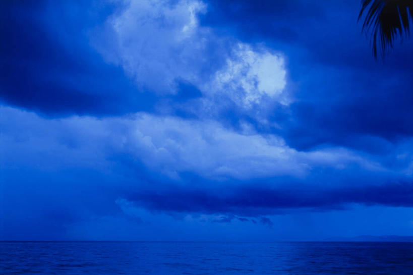 无人,横图,室外,夜晚,正面,旅游,度假,海浪,海洋,美景,沙滩,沙子,海岸,景观,浪花,水平线,云,云朵,辽阔,海平线,沙地,云彩,娱乐,蓝色,白云,蓝天,天空,自然,海水,天,享受,休闲,广阔,景色,放松,一望无际,自然风光,海景,无边无际,一马平川,高积云,大海,风浪,海,海水的波动,海滩,近岸浪,涌浪,彩图,水天相接,水天一线