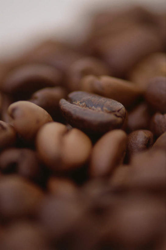 咖啡,无人,竖图,俯视,室内,特写,白天,植物,豆,一堆,许多,阴影,堆叠,堆积,朦胧,模糊,反射,影子,豆类,豆子,褐色,咖啡豆,堆,豆科,咖啡因,彩图,高角度拍摄