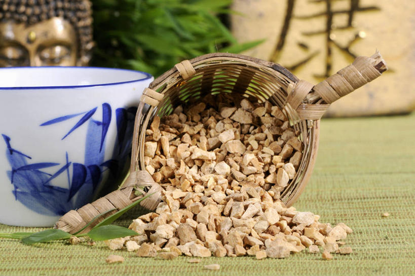 无人,横图,俯视,室内,特写,白天,幸福,植物,餐桌,茶,桌子,杯子,雕塑,一堆,许多,阴影,堆叠,堆积,节日,艺术,装饰,反射,分离,标志,雕刻,雕像,滤器,文字,影子,字符,茶叶,草药,药草,饮品,很多,一杯,过滤,文化,娱乐,标识,中药,两个,茶具,水杯,工艺品,花茶,祈祷,享受,休闲,健康,温馨,金色,汉字,放松,乐趣,许愿,保健,养生,摄影,宗教,信仰,影棚,餐台,纪念,堆,祈求,美术,花草茶,舒适,茶器,净化,中文,主题,药材,中草药,陈列,滤茶器,中药材,本草,一尊,功能,美学,国文,华文,香花茶,香片,熏花茶,平安,茶杯,彩图,高角度拍摄,影棚拍摄,拍摄,泽泻