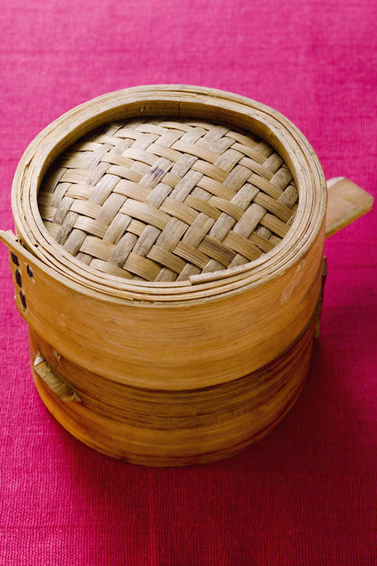 蒸笼,无人,竖图,俯视,室内,特写,白天,烹饪,纯洁,桌面,桌子,竹子,静物,厨具,阴影,竹制,反射,木制,影子,一个,木制品,摄影,影棚,单个,高雅,竹制品,笼屉,烹饪用具,奉献,质朴,正直,担当,烹调用具,竹,烹调,彩图,高角度拍摄,影棚拍摄,拍摄,奋进,操守,四君子,岁寒三友,性坚,虚怀,虚心,善群,卓尔