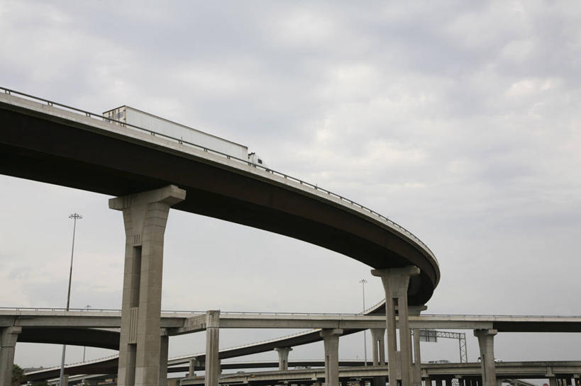 无人,横图,室外,白天,仰视,度假,美景,城市风光,城市,道路,路,路灯,公路,照明,美国,阴影,光线,影子,景观,云,云朵,高架,灯光,交通,云彩,娱乐,灯,蓝色,白云,蓝天,天空,阳光,天,享受,休闲,景色,放松,晴朗,照亮,北美,北美洲,照明设备,德克萨斯州,美洲,高架桥,德克萨斯,高架道路,跨线桥,得州,德州,得克萨斯州,孤星之州,首府,北亚美利加洲,亚美利加洲,奥斯汀,奥斯丁,晴空,彩图,低角度拍摄