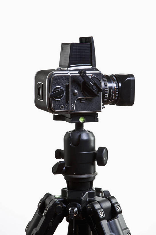 无人,竖图,室内,特写,白天,白色背景,正面,静物,阴影,反射,影子,摄像机,摄像,摄影,影棚,摄影机,支撑,一台,录像,三脚架,稳定,巩固,彩图,影棚拍摄,拍摄,稳固