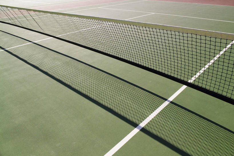 无人,横图,俯视,室外,白天,静物,阴影,光线,影子,球场,网球场,球网,场地,阳光,网球球网,彩图,高角度拍摄,网球场地,硬地场