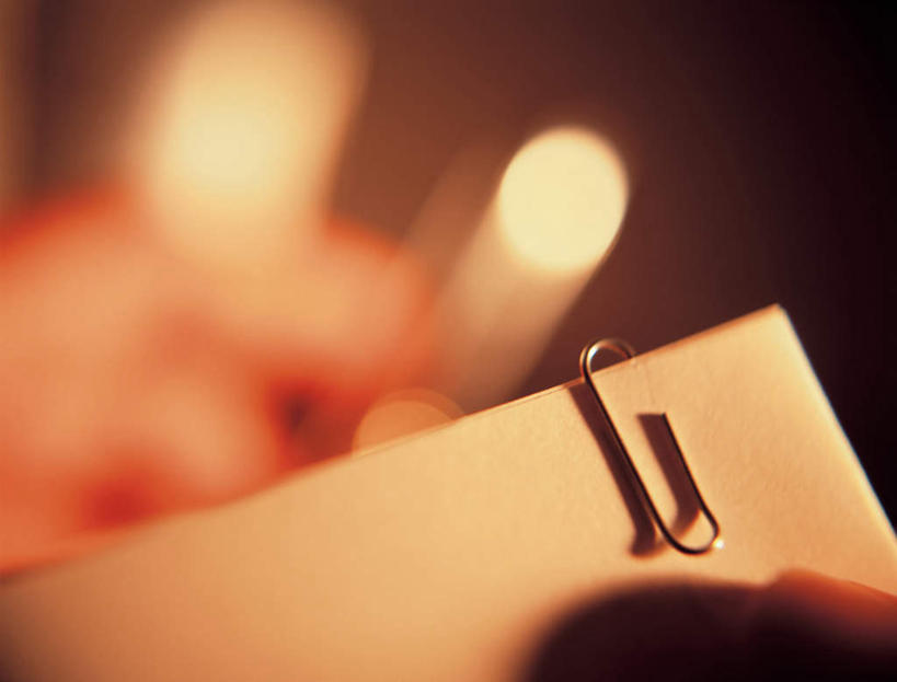 无人,横图,室内,特写,白天,正面,阴影,朦胧,模糊,光线,材料,档案,文件,影子,纸,办公用品,别针,文具,一个,手稿,资料,单个,办公设备,文具用品,证明,文档,文化工具,彩图,安全别针