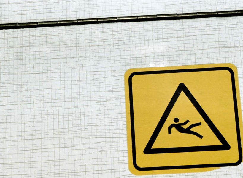 无人,横图,室内,特写,白天,正面,静物,阴影,光线,三角形,影子,正方形,墙,警告,墙壁,墙面,白色,警示,禁止,提醒,矩形,提示,限制,跌倒,下落,危险,彩图,拟人