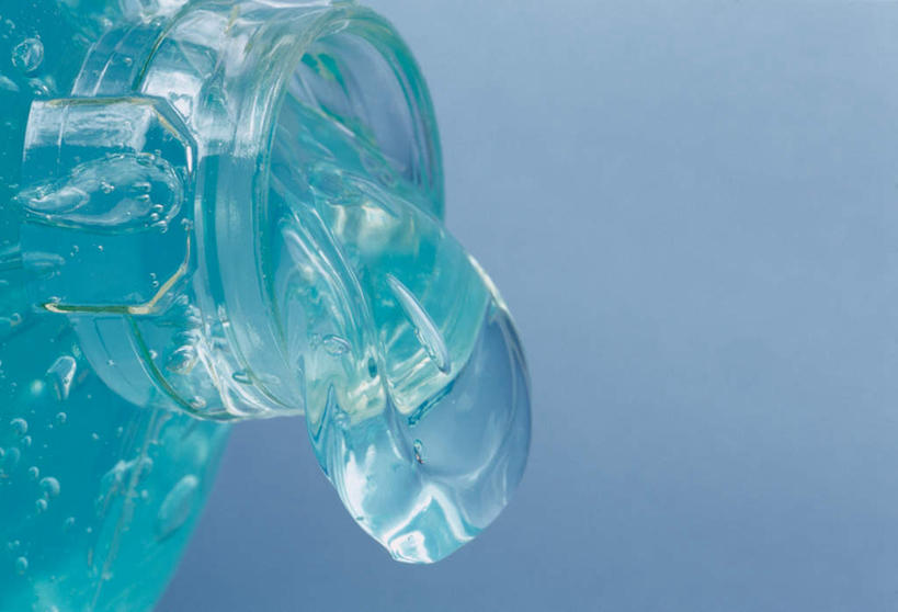 无人,横图,室内,特写,白天,正面,阴影,蓝色背景,朦胧,模糊,光线,泡沫,影子,一个,蓝色,瓶子,塑料制品,塑料瓶,摄影,影棚,单个,发胶,发蜡,彩图,影棚拍摄,拍摄