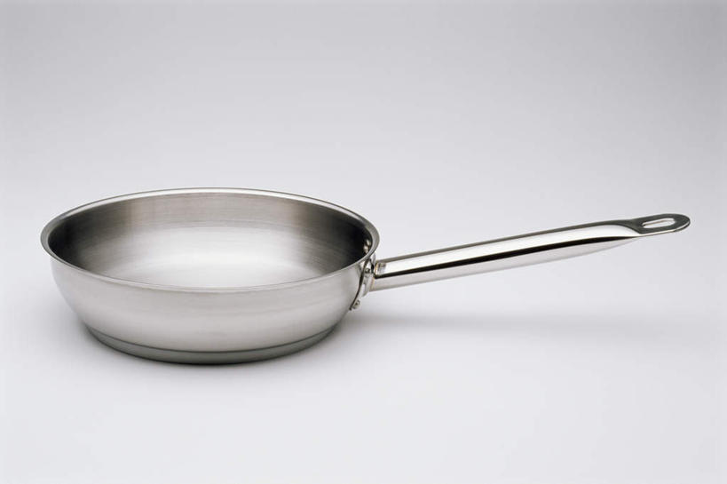 无人,横图,室内,特写,白天,白色背景,正面,烹饪,静物,厨具,金属制品,阴影,反射,金属,炖锅,锅子,影子,锅,一个,摄影,影棚,单个,锅具,烹饪用具,烹调用具,烹调,彩图,影棚拍摄,拍摄